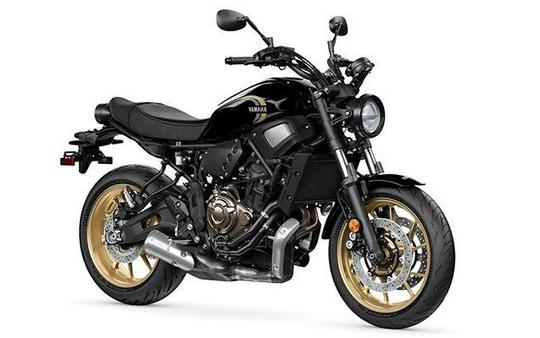 2025 Yamaha XSR700