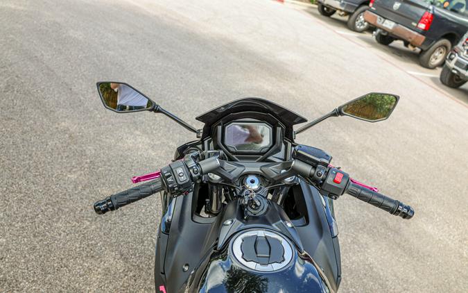 2025 KAWASAKI NINJA 650