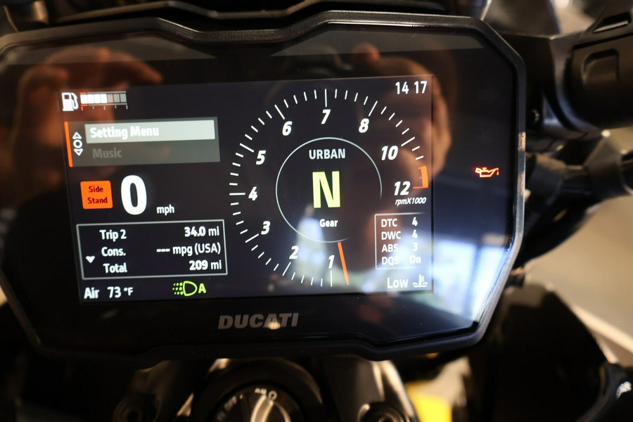 2024 Ducati Diavel V4-S