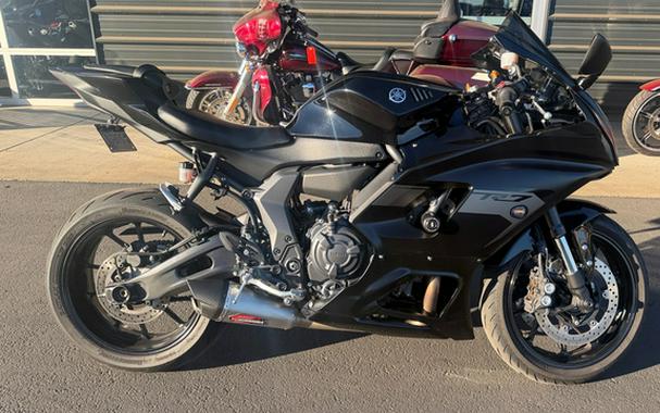 2025 Yamaha YZF R7