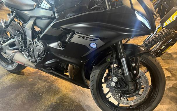 2025 Yamaha YZF R7