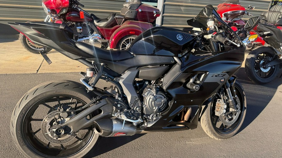 2025 Yamaha YZF R7