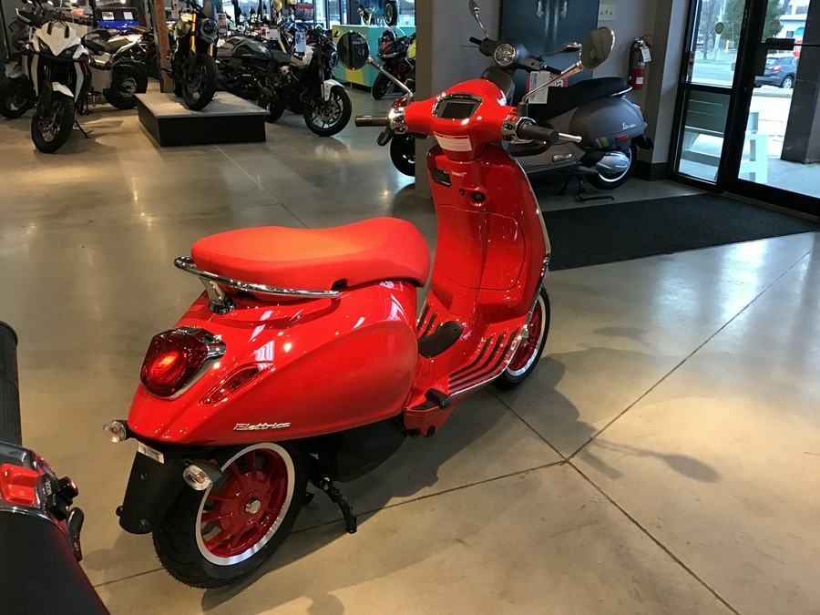 2023 Vespa Elettrica Red 70 KM/H