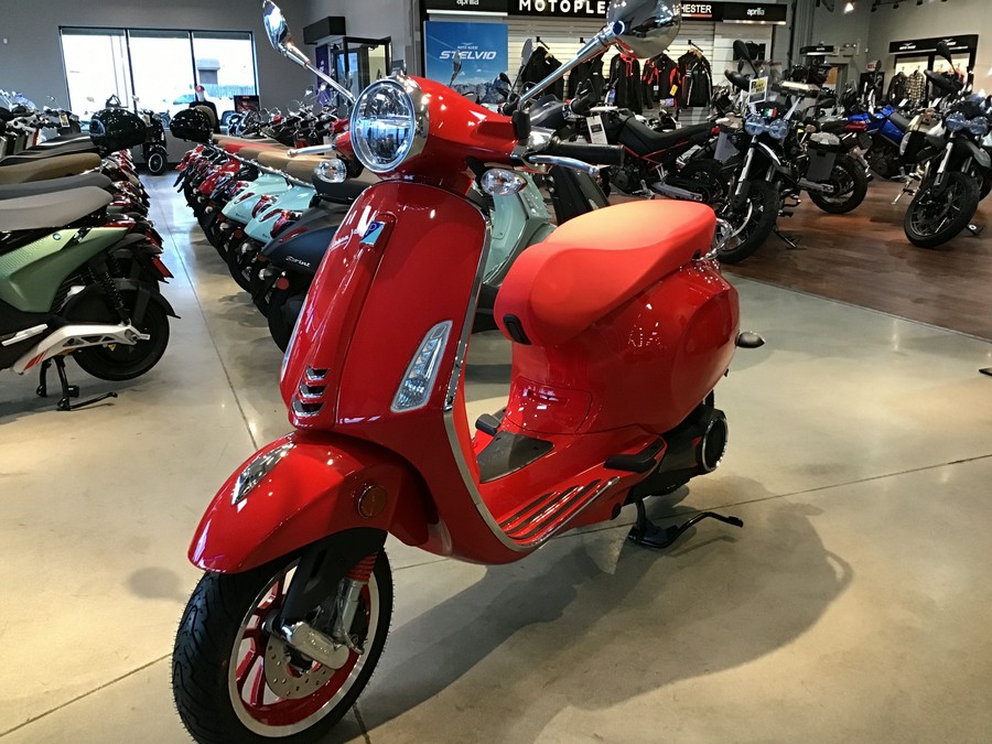 2023 Vespa Elettrica Red 70