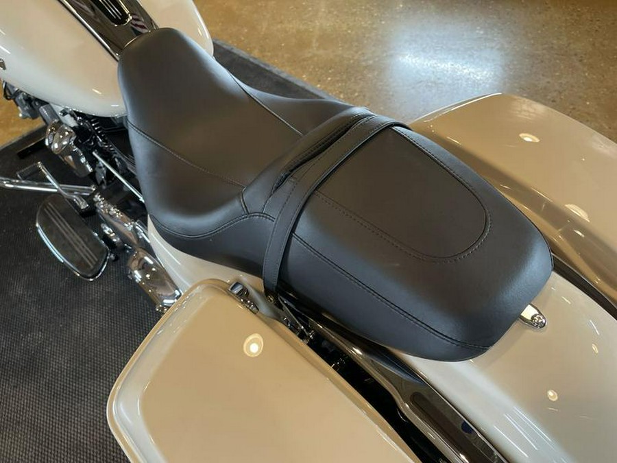 2022 Harley-Davidson® FLTRX - Road Glide®