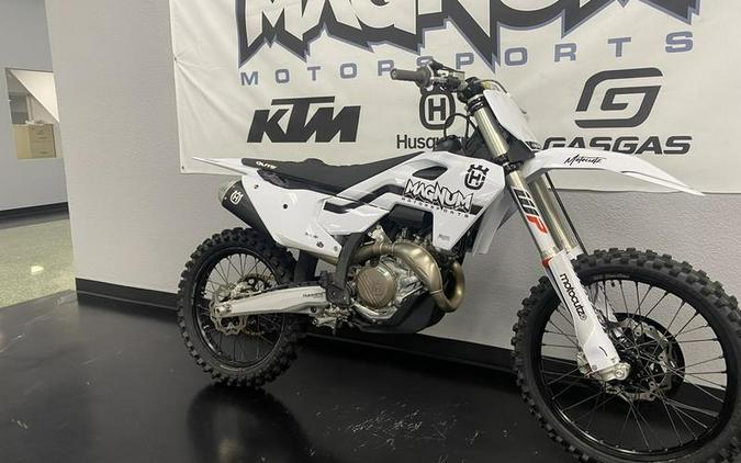 2022 Husqvarna® FC 450 Rockstar Edition