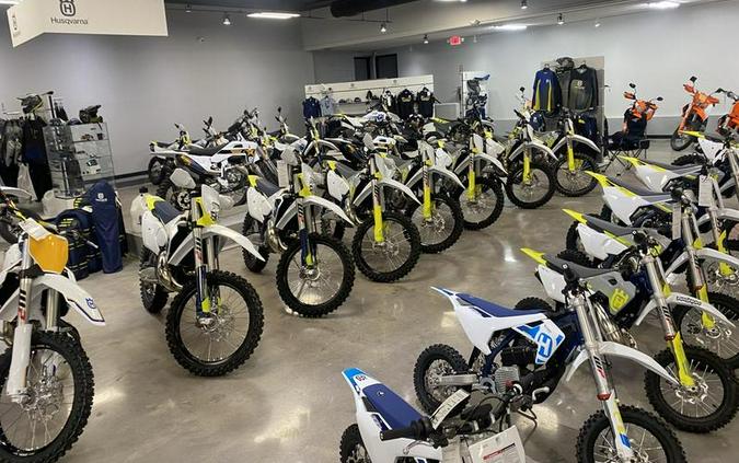 2022 Husqvarna® FC 450 Rockstar Edition