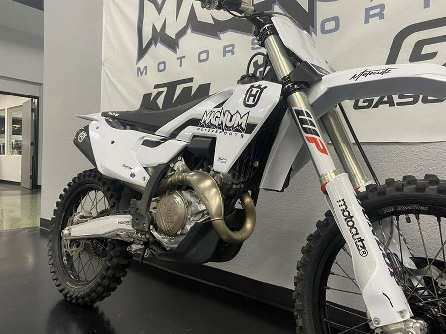 2022 Husqvarna® FC 450 Rockstar Edition