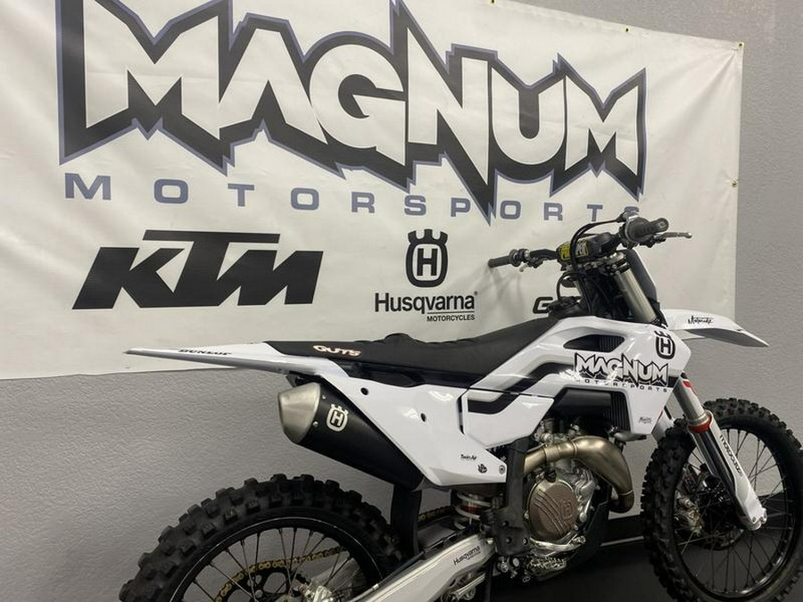 2022 Husqvarna® FC 450 Rockstar Edition