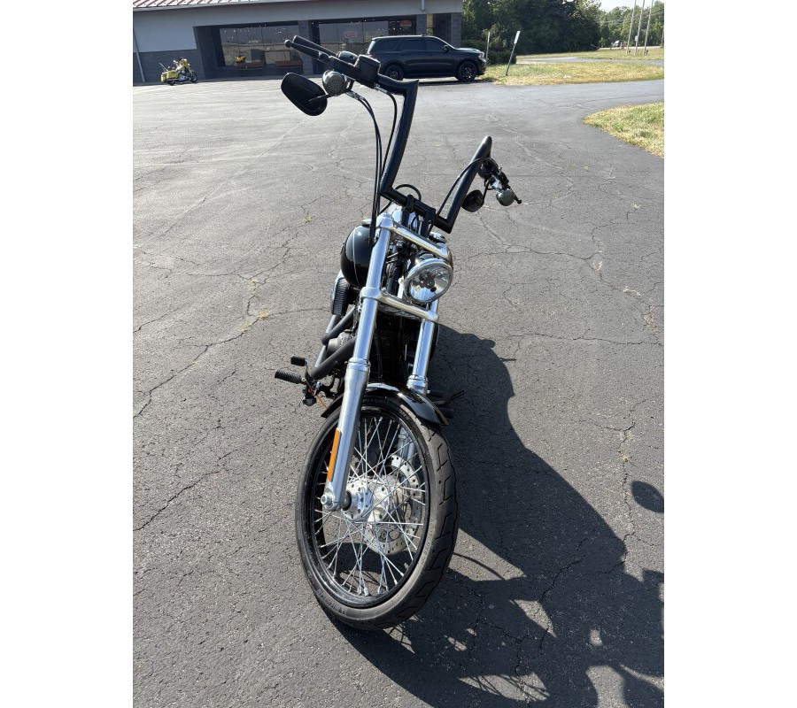 2016 Harley-Davidson® Wide Glide® Vivid Black