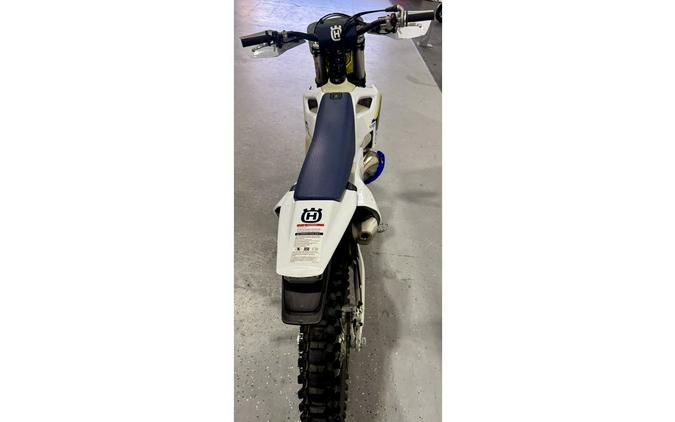 2025 Husqvarna Motorcycles TE 150 - Only 5 hours, no dealer fees!