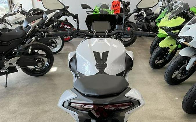 2026 Kawasaki Z500 SE ABS