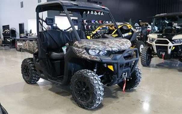 2024 Can-Am Defender XT HD7