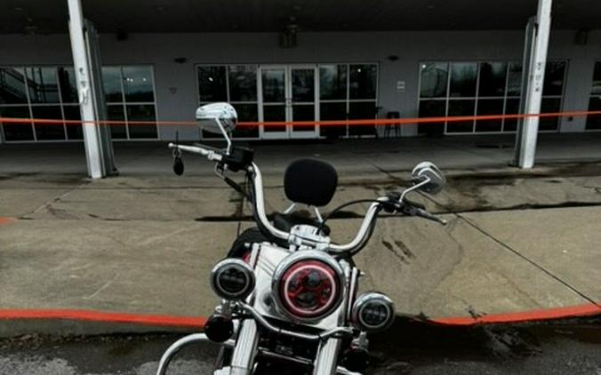 2004 Harley-Davidson Heritage Softail® Classic Sierra Red