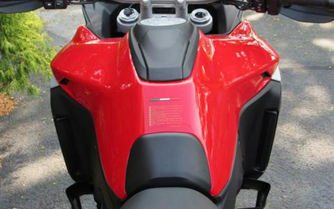 2023 Ducati Multistrada V4 S Travel & Radar