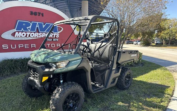 2025 Can-Am Defender DPS HD7 Compass Green
