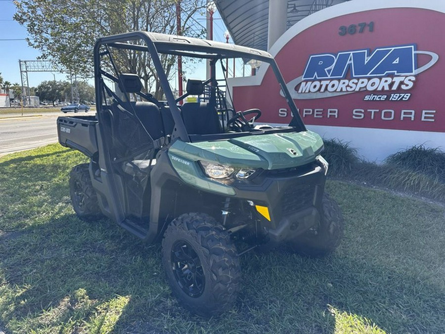 2025 Can-Am Defender DPS HD7 Compass Green