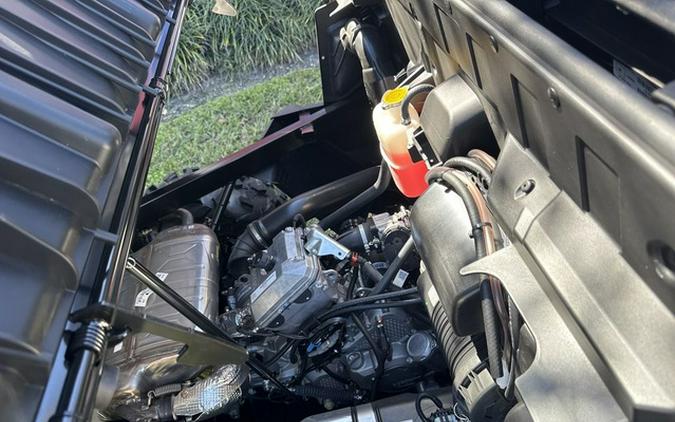 2025 Can-Am Defender DPS HD7 Compass Green