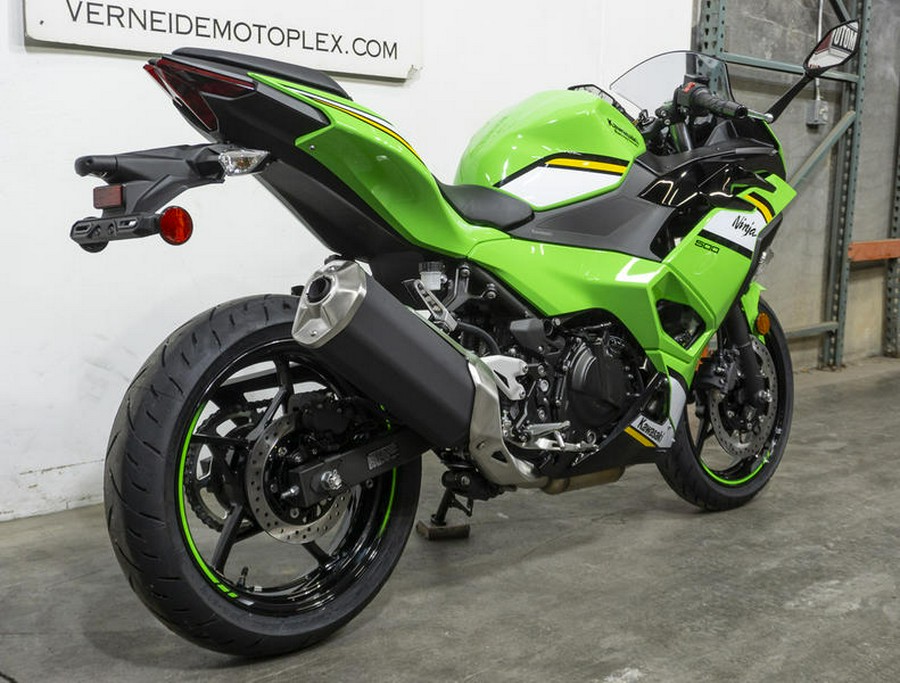 2025 Kawasaki Ninja® 500 KRT Edition SE ABS