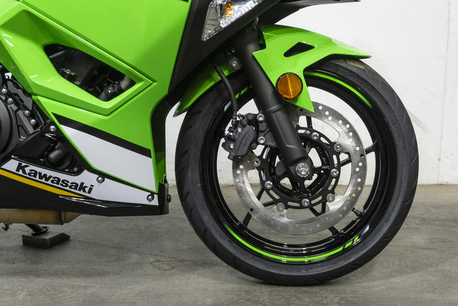 2025 Kawasaki Ninja® 500 KRT Edition SE ABS