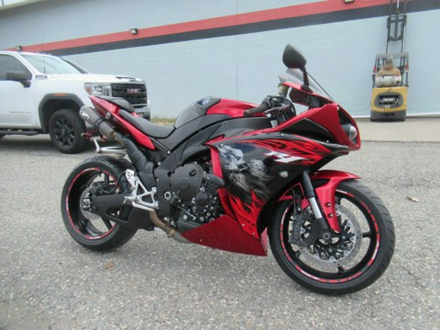 2011 Yamaha YZF-R1