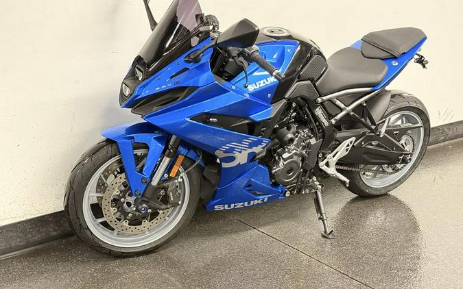 2025 Suzuki GSX-8R