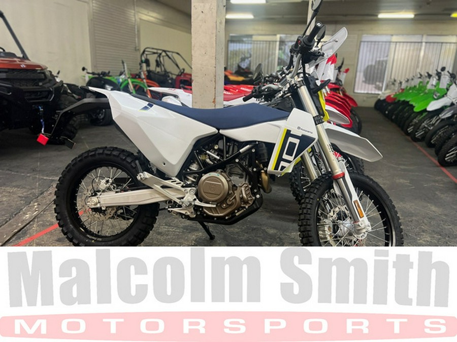 2027 Husqvarna Motorcycles Enduro 701