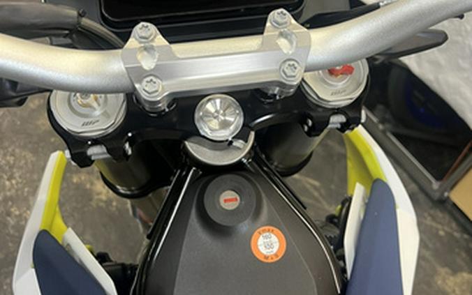 2027 Husqvarna Motorcycles Enduro 701
