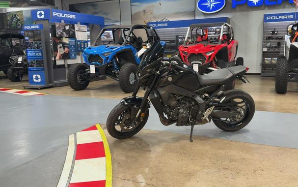 2022 Yamaha MT-09 CA