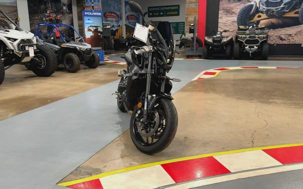 2022 Yamaha MT-09 CA
