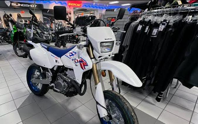 2023 Suzuki DR-Z400SM