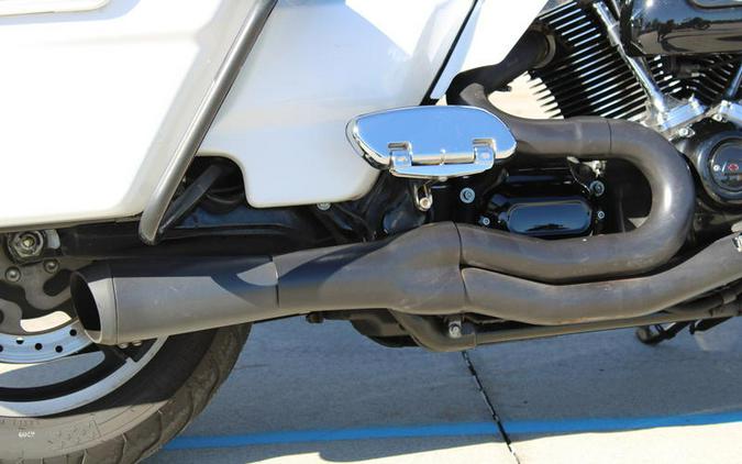 2017 Harley-Davidson® FLHXS - Street Glide® Special