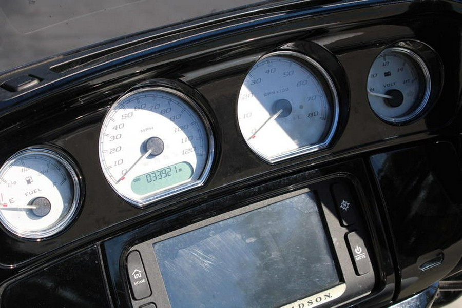 2017 Harley-Davidson® FLHXS - Street Glide® Special