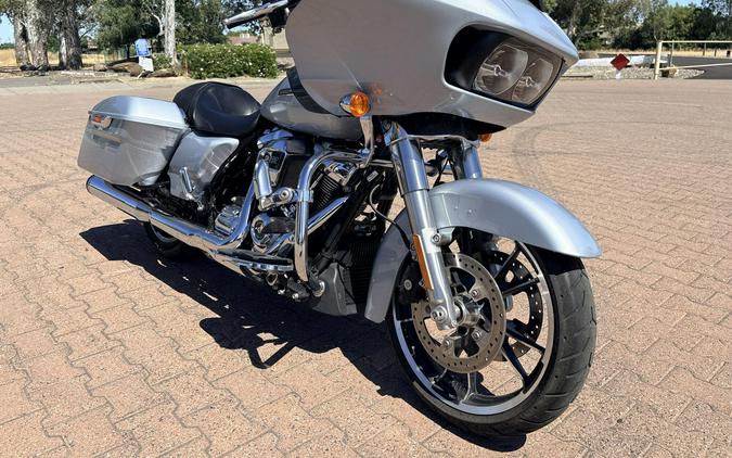 FLTRX 2023 Road Glide®