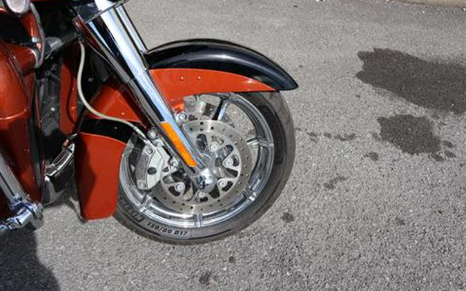 2015 Harley-Davidson CVO™ Road Glide® Ultra