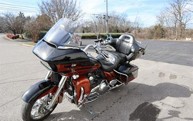 2015 Harley-Davidson CVO™ Road Glide® Ultra