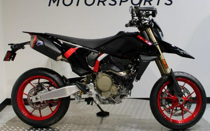 2027 Ducati Hypermotard 698 Mono Nera