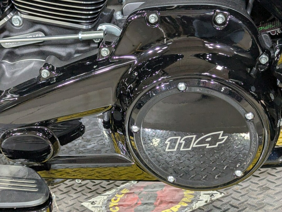 2025 Harley-Davidson Road King Special Vivid Black