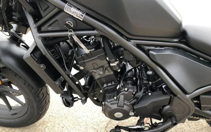 2026 Honda REBEL 300 E-CLUTCH