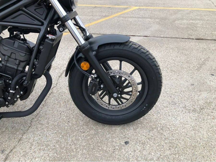 2026 Honda REBEL 300 E-CLUTCH