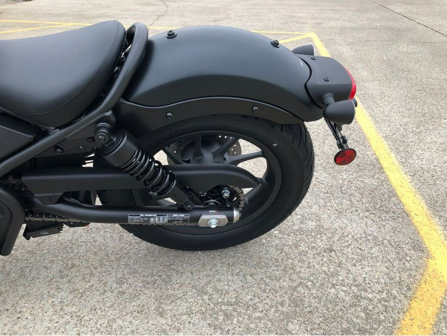 2026 Honda REBEL 300 E-CLUTCH