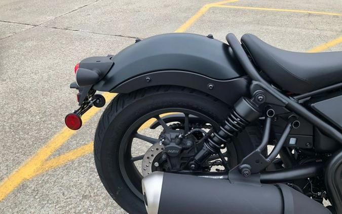 2026 Honda Rebel 300 E-Clutch