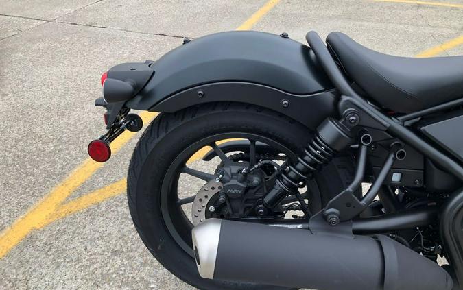 2026 Honda REBEL 300 E-CLUTCH