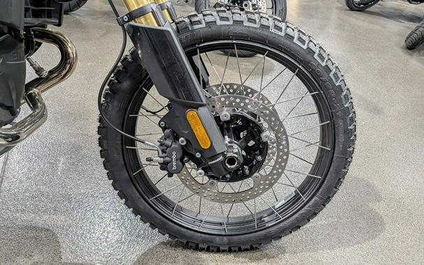 2026 BMW R 12 G/S Night Black Matte