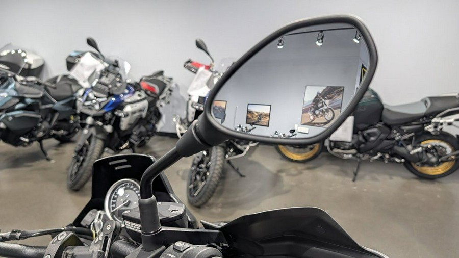 2026 BMW R 12 G/S Night Black Matte