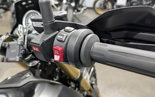 2026 BMW R 12 G/S Night Black Matte