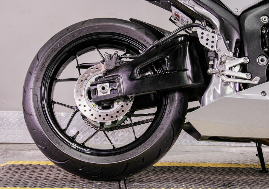 2025 Honda CBR600RR ABS