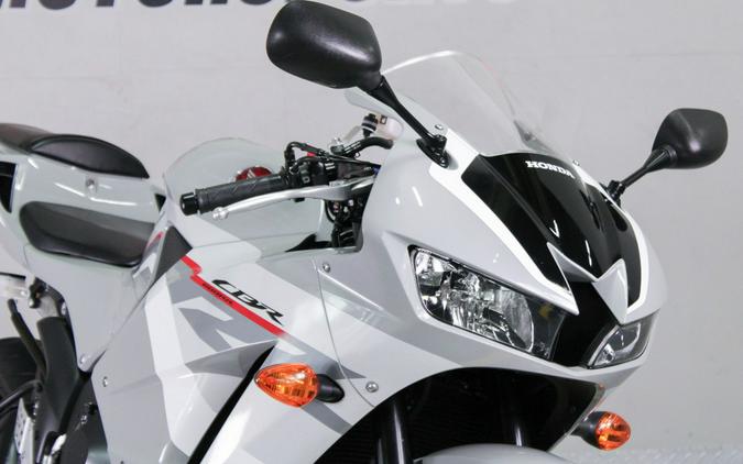 2025 Honda CBR600RR ABS