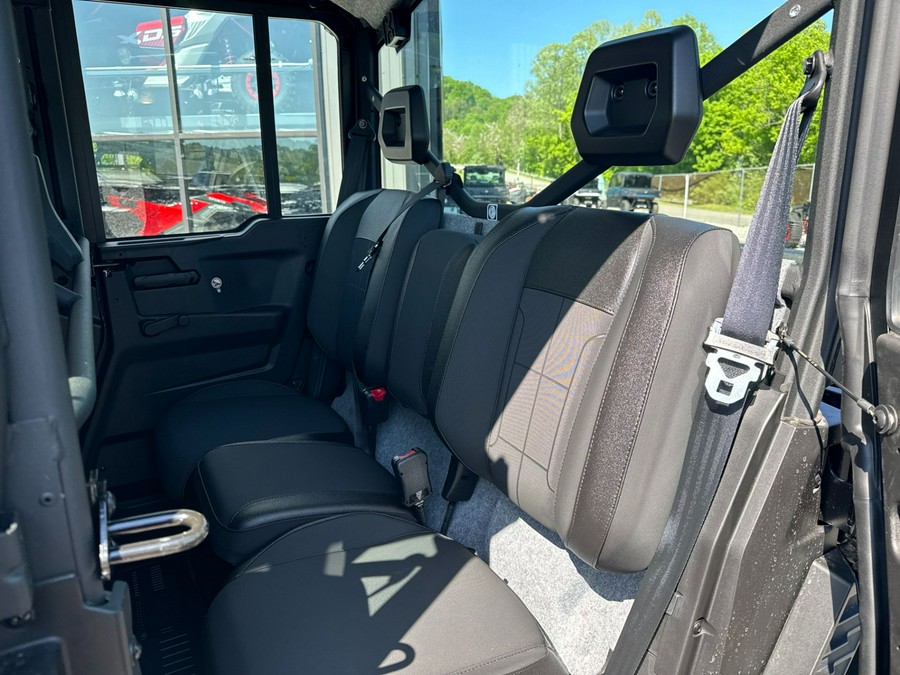 2026 Can-Am Defender MAX XT CAB HD11