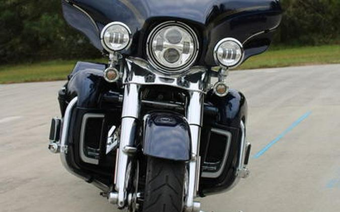 2018 Harley-Davidson® FLHTKSE - CVO™ Limited 115th Anniversary
